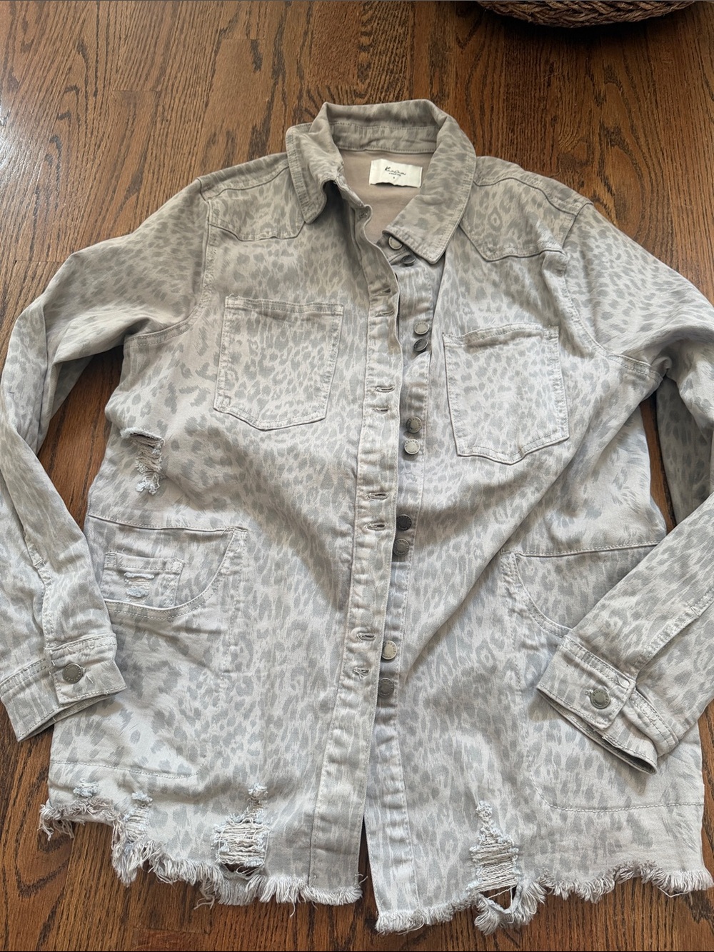 KanCan signature leopard print denim distressed jacket sz small